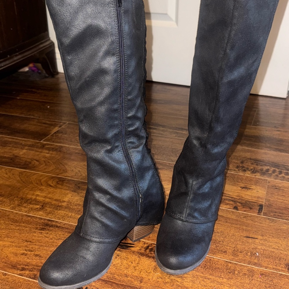 Fergalicious Black Over the Knee Boots Sleek and Timeless